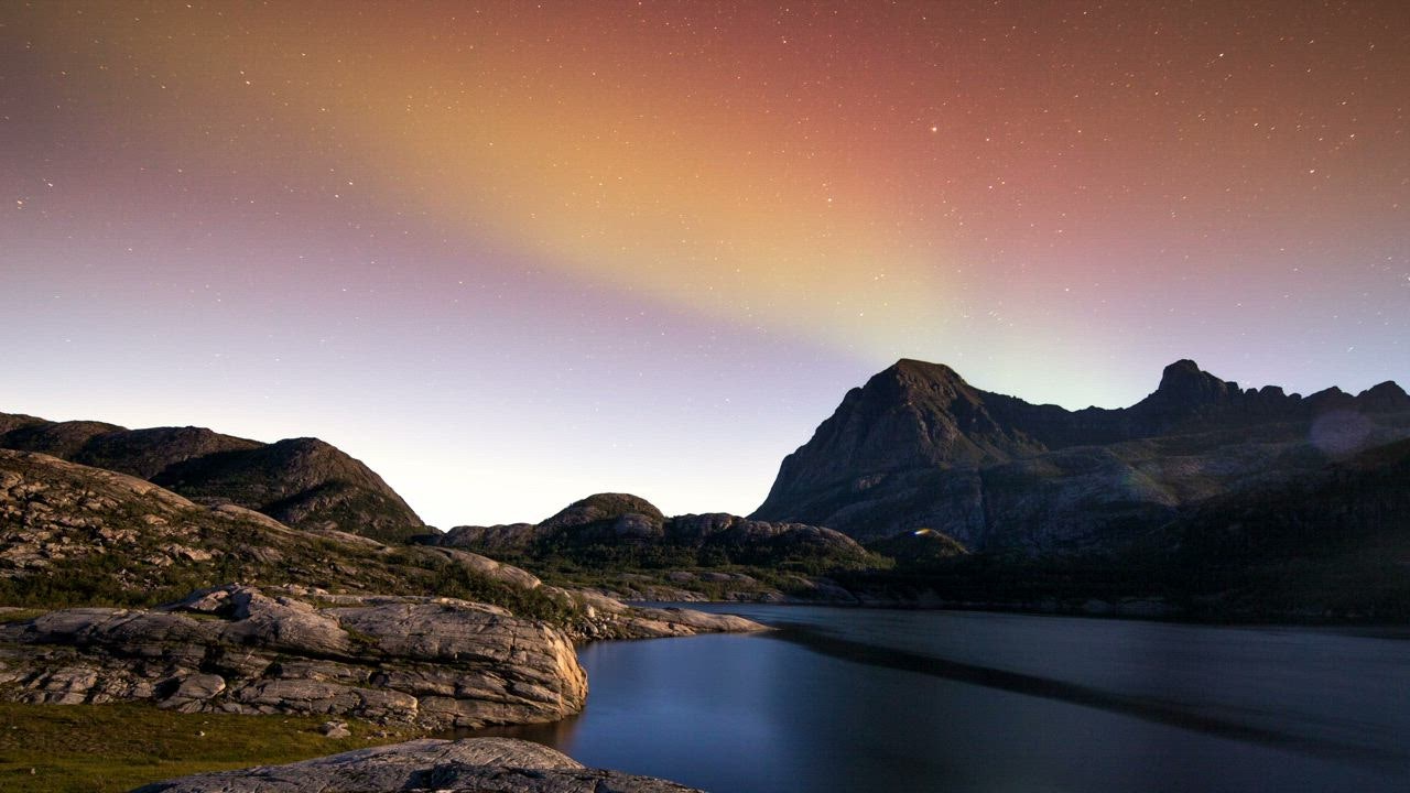 Aurora borealis at dawn apakah judi slot legal 