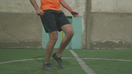 Ball juggling of a soccer player