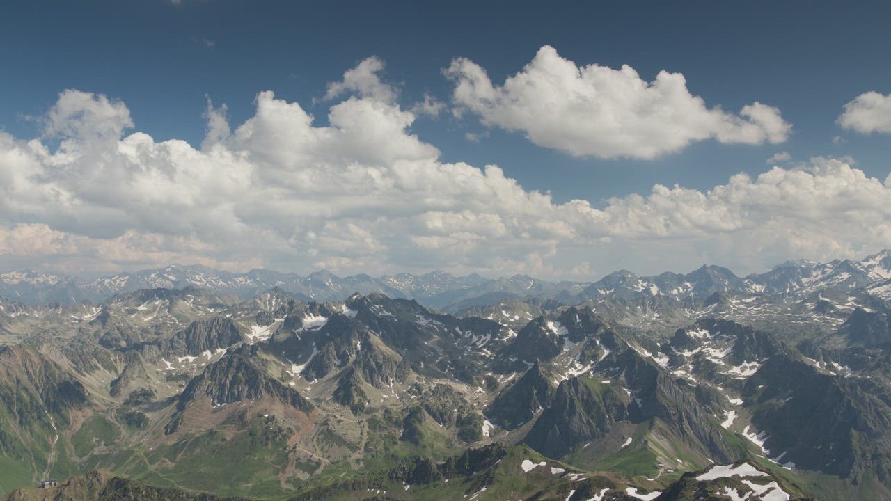 Landscape of a mountain LIVE DRAW  range