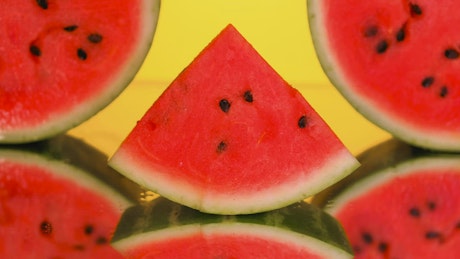 Presentation of watermelon slices.