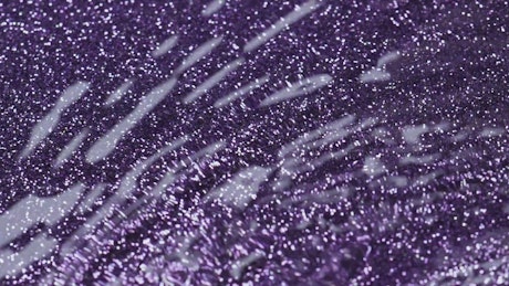 潺潺的紫水