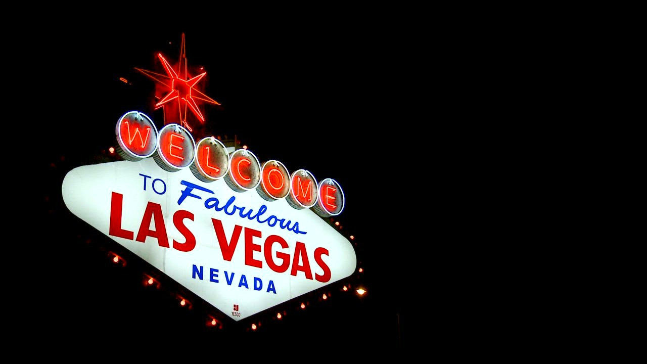 welcome to Las Vegas sign at night, time, Stock Video