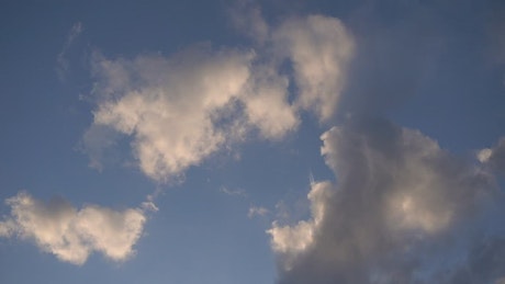 Wispy clouds time lapse.