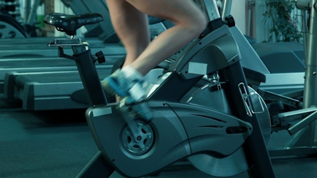 Woman training on the treadmill